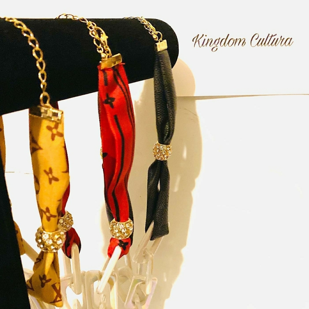 High Fashion stylish necklace